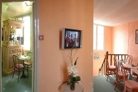 Hotel Armor 2*